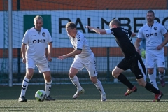 Anker13