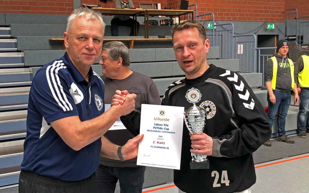 Ü40-Team wird Futsal-Vizelandesmeister