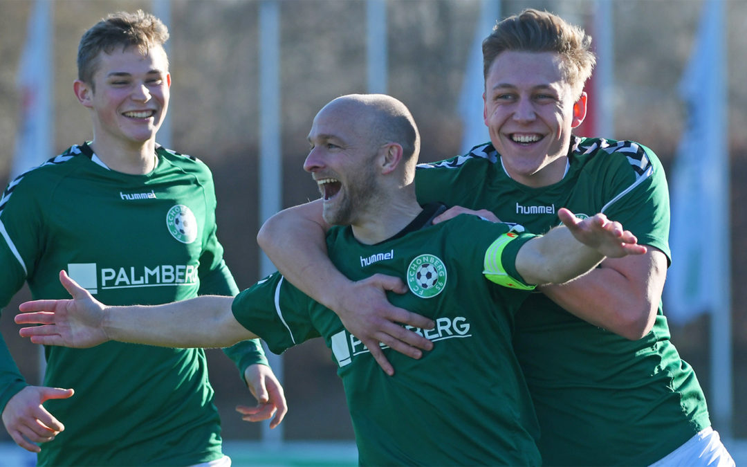 Schönberg startet mit einem Dreier ins Jahr 2019