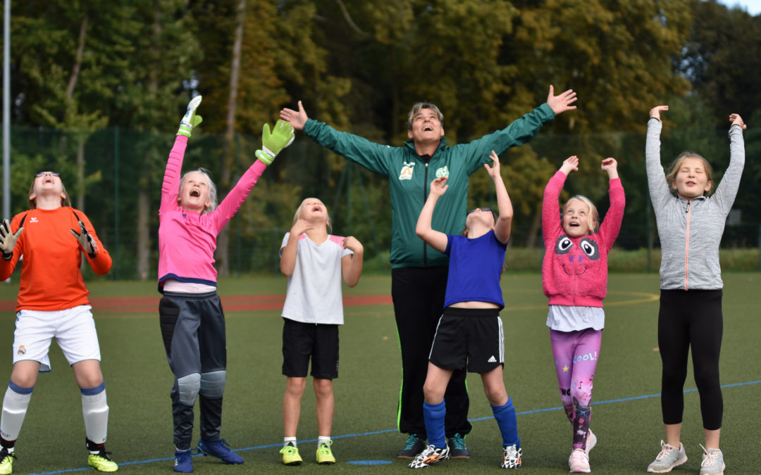 Hurra! Unsere allererste Mädchen-Mannschaft ist da