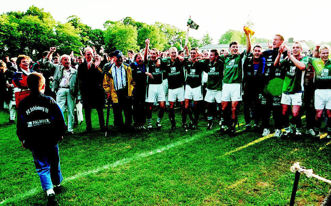 Wer gehört in die Legenden-Elf der Maurine-Kicker?