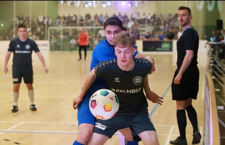 Abwehrtalent Dominik Kofler wechselt an die Maurine