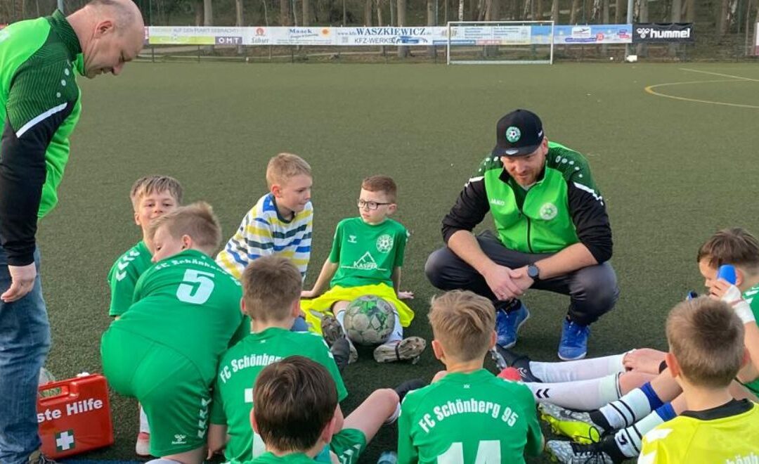 E1 unterliegt Ligaprimus