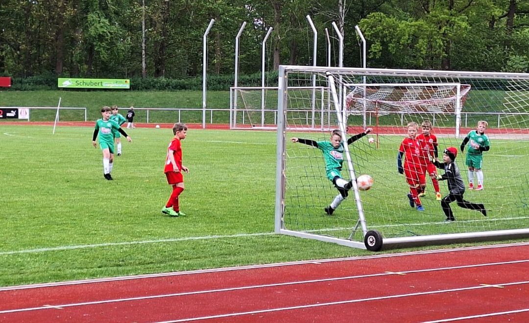 Kantersieg der F1 des FC Schönberg